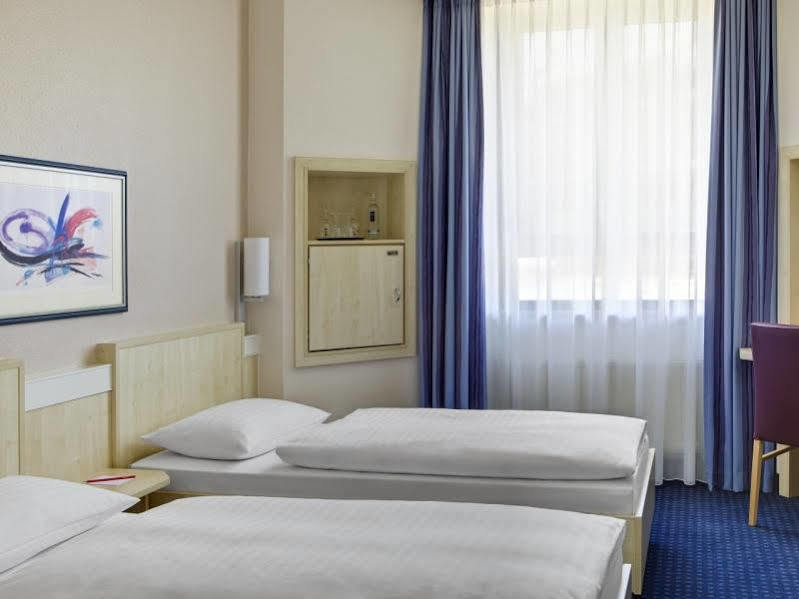 Rugs Hotel Augsburg City Экстерьер фото